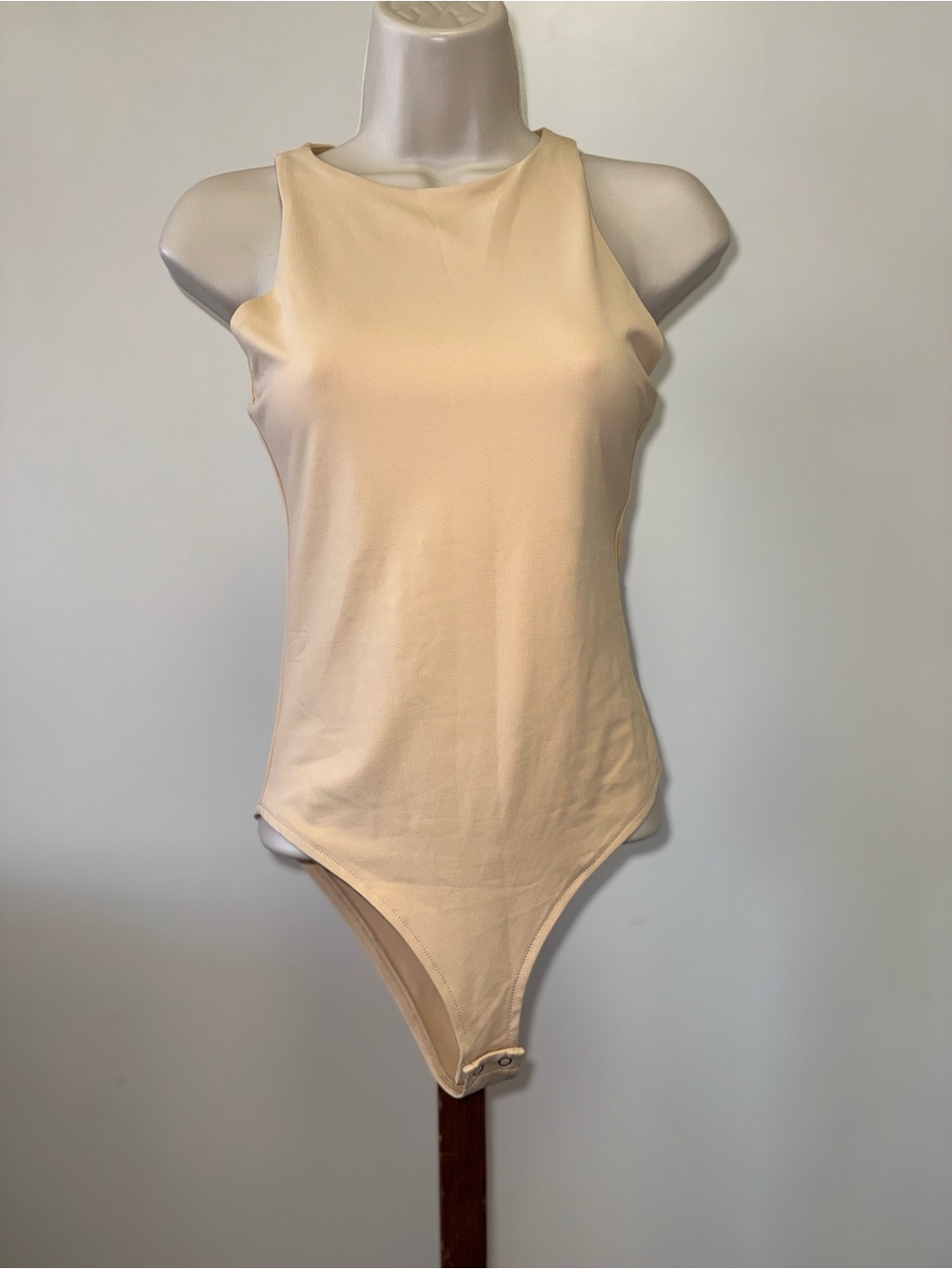 NWT ReoRia (Small) Brand New Tan Smooth Soft Sleeveless Bodysuit